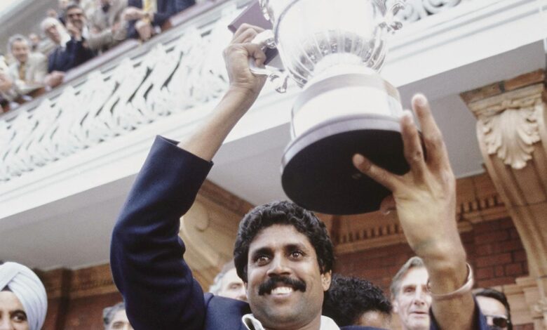 Kapil Dev with Trophy